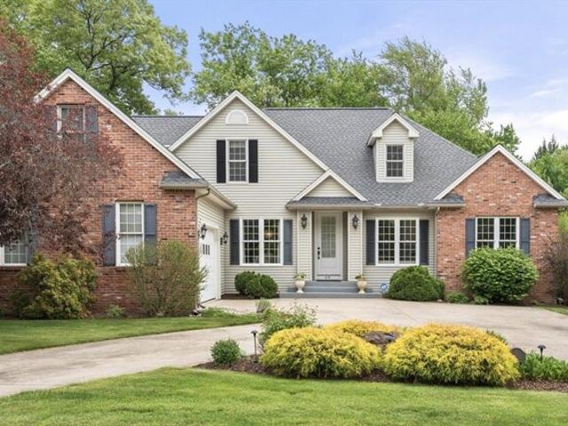 House for sale in Hampden, Massachusetts