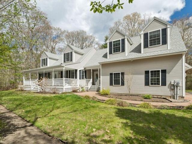 House for sale in Kennebunk, Maine