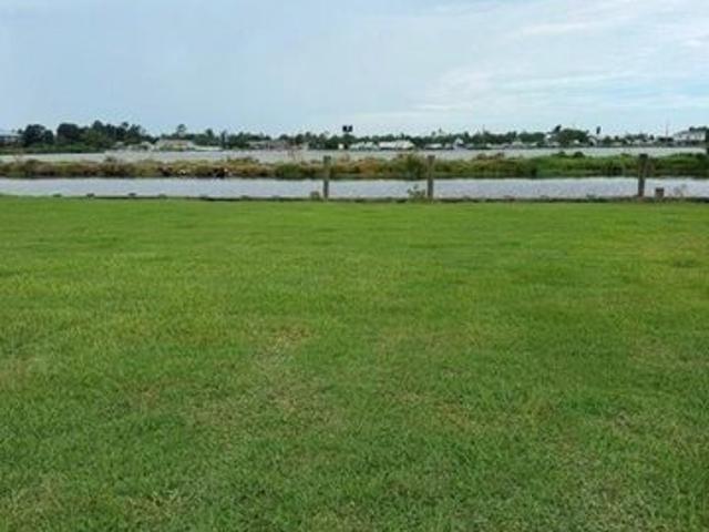 Land for sale in Des Allemands, Louisiana