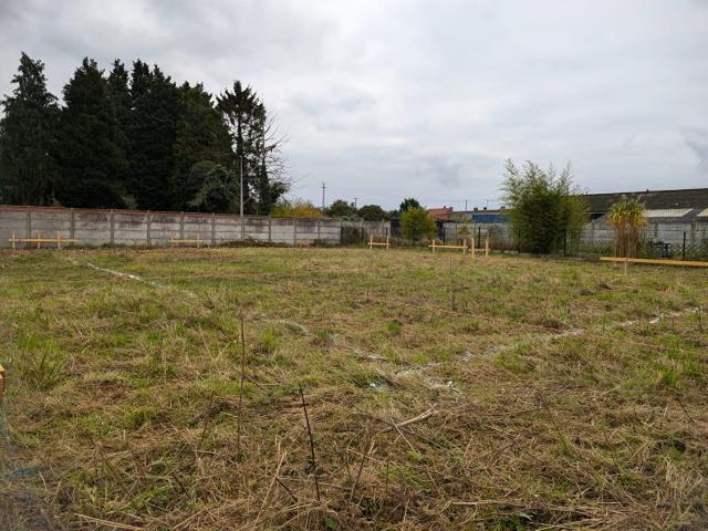 Terrain vente à Douai, Râches