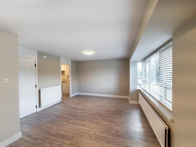 Apartment for rent in Charlotteville, Westborough