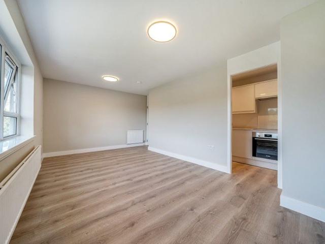 Apartment for rent in Charlotteville, Westborough