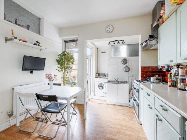 Apartment for rent in London Borough of Ealing, Greater London