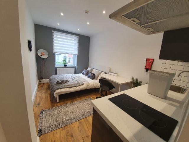 Studio for rent in New Zealand, Mackworth