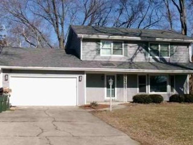 House for sale in Aurora, Illinois