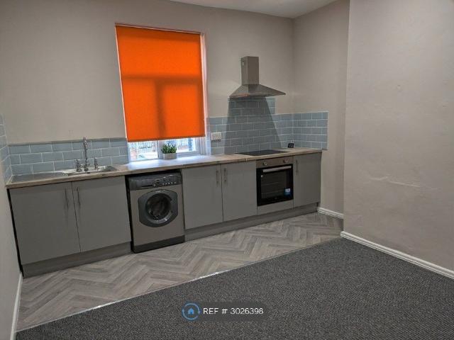 Apartment for rent in Outwood Gate, Bury