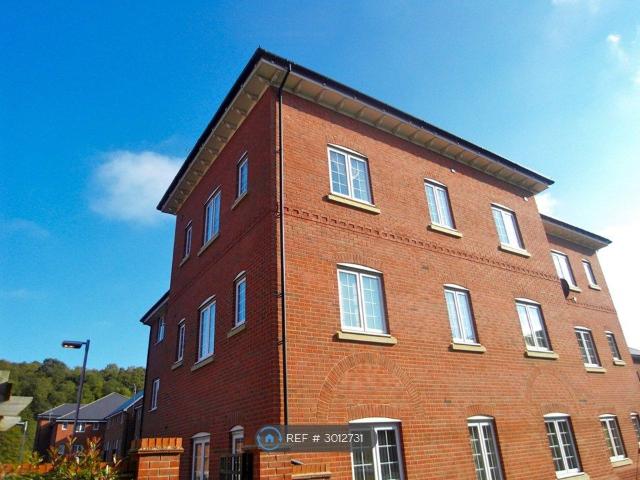 Apartment for rent in Prestolee, Lee Bank