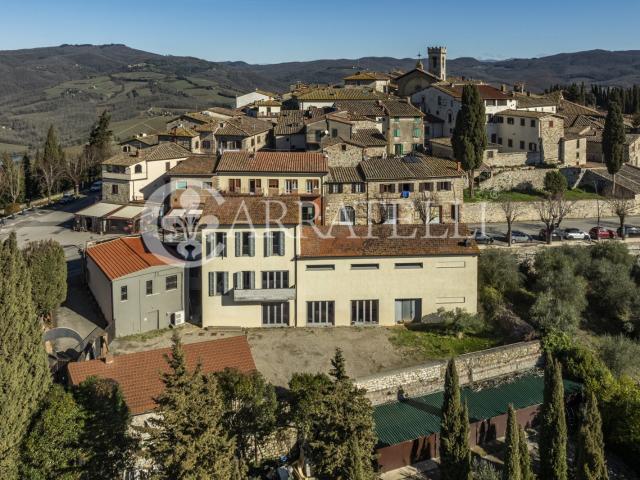 Casa in vendita a Radda In Chianti, Toscana
