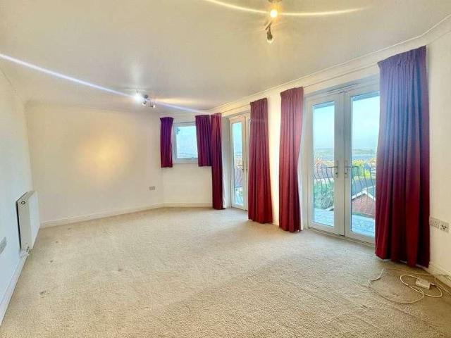 Apartment for rent in Withycombe, Budlake
