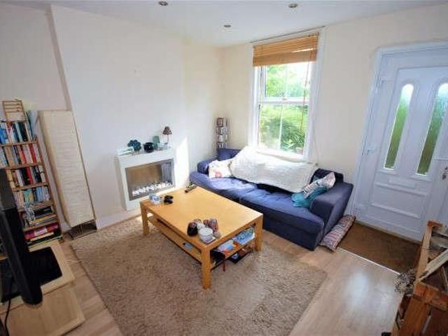 House for rent in Sydenham, Warwick