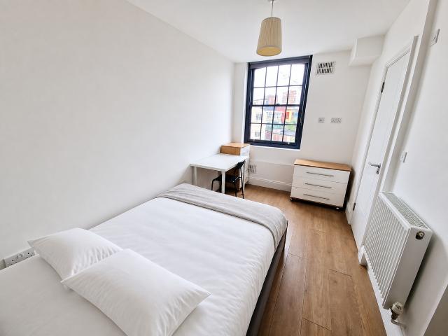 House for rent in Bromley-by-Bow, Greater London