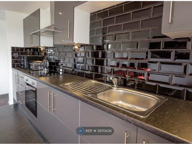 Room for rent in Green Close, Warwickshire