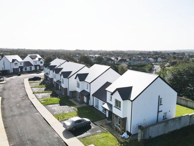 House for sale in Castlebridge