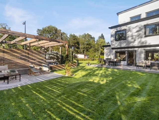 Villa till salu i Stockholm