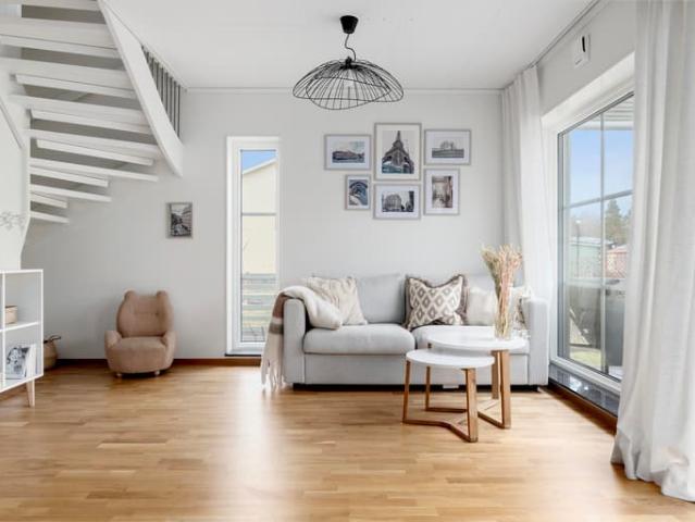 Villa till salu i Steninge, Stockholm