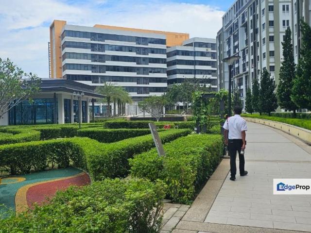 Condominium for sale in Petaling, Alam Impian
