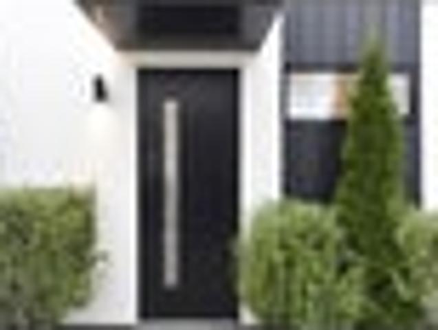 Townhouse for sale in Heathcote, Canterbury