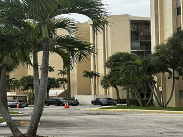 Condo for sale in Lauderhill, Florida