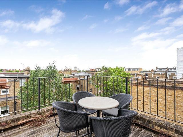 Apartment for rent in Fulham, Greater London