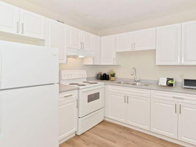 Apartment for rent in Northwest, Alberta