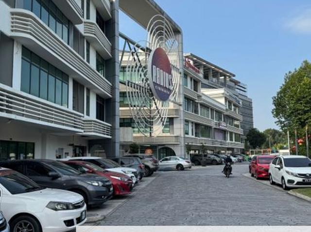 Shop for rent in Tanjong Sepat, Selangor