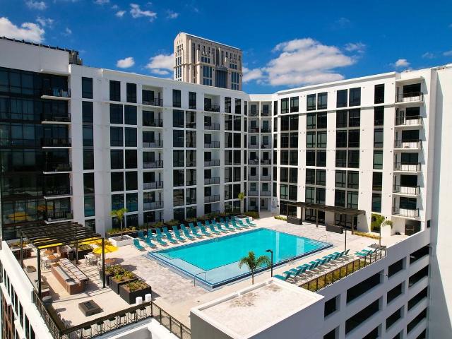 Apartment for rent in Lake Eola Heights, Orlando