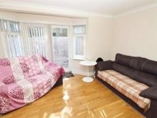 Apartment for rent in Frogmore, Five Acres