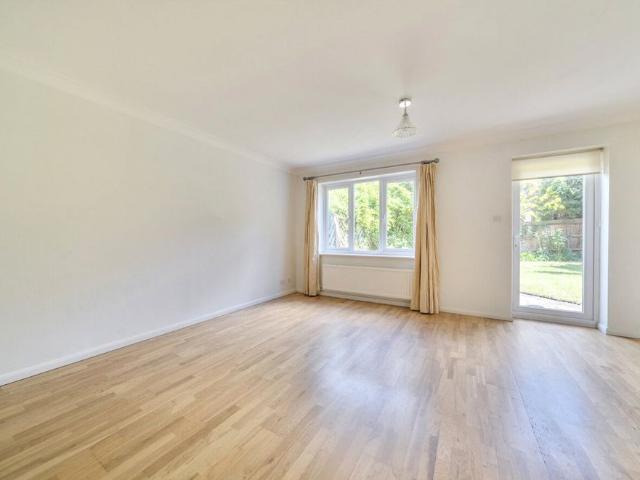 House for rent in Chavey Down, Winkfield