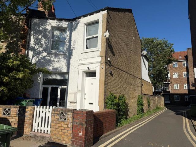 Apartment for rent in Peckham, Greater London