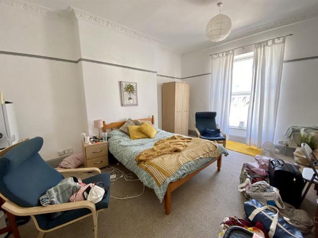 Room for rent in Greenbank, Mount Wise