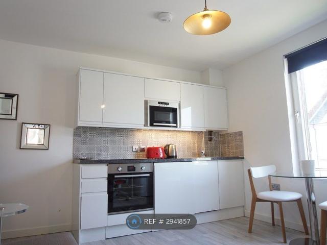 Apartment for rent in Rodbourne, Swindon