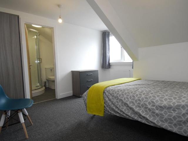 Apartment for rent in Greenbank, Plymouth