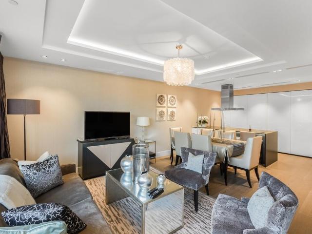 Apartment for rent in Kensington, Greater London