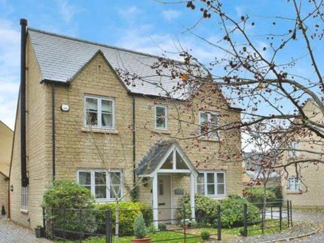 House for sale in Fairford, Cotswold