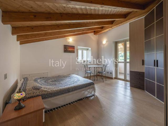 Villa Indipendente in affitto a Borgo Ticino, Novara