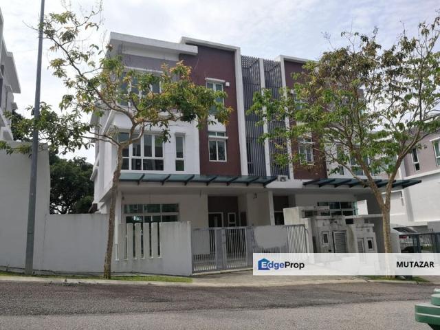 House for sale in PJU 8, Petaling Jaya