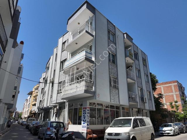 Akhisar, Manisa içerisinde satılık mülk