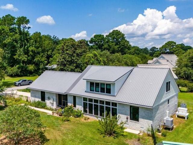 House for sale in Oriental