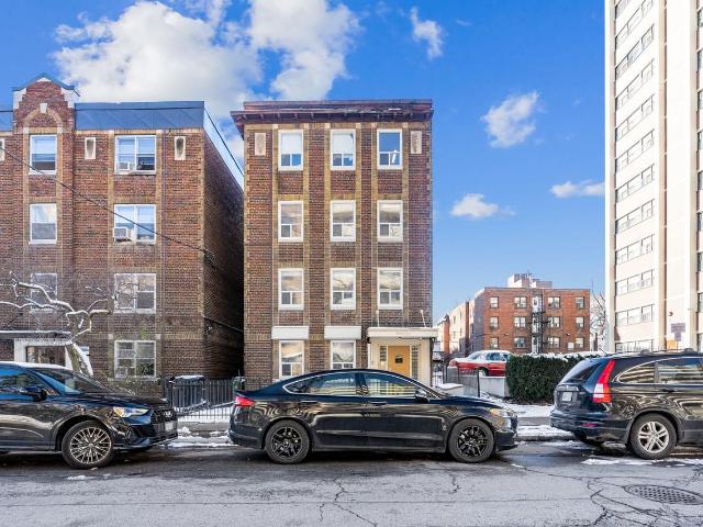 Apartment for rent in Toronto—St. Paul's, Toronto