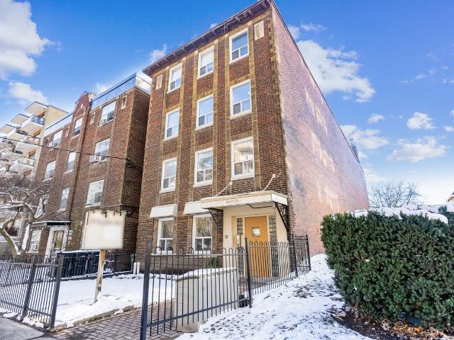 Apartment for rent in Toronto—St. Paul's, Toronto