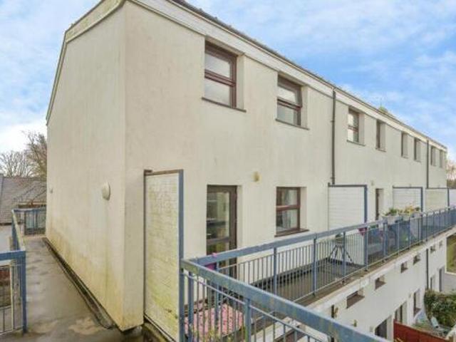 House for sale in Follaton, Strode