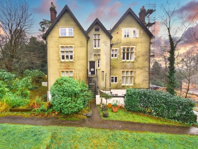 Apartment for rent in Reigate, Reigate and Banstead