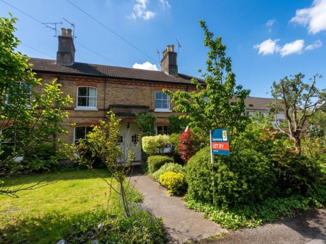 House for rent in Knaphill, Woking