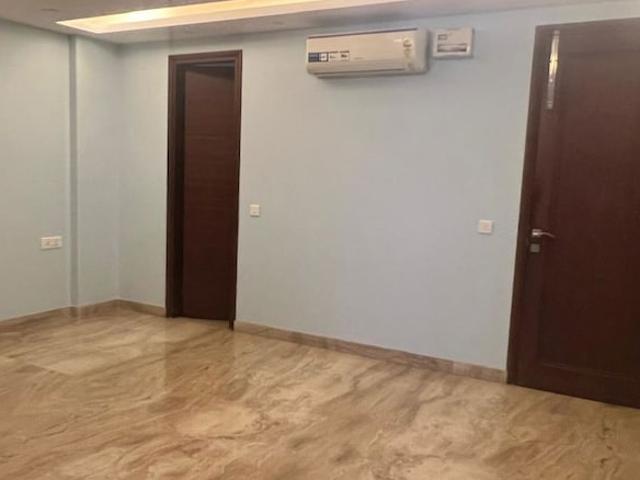 Flat for rent in Deri