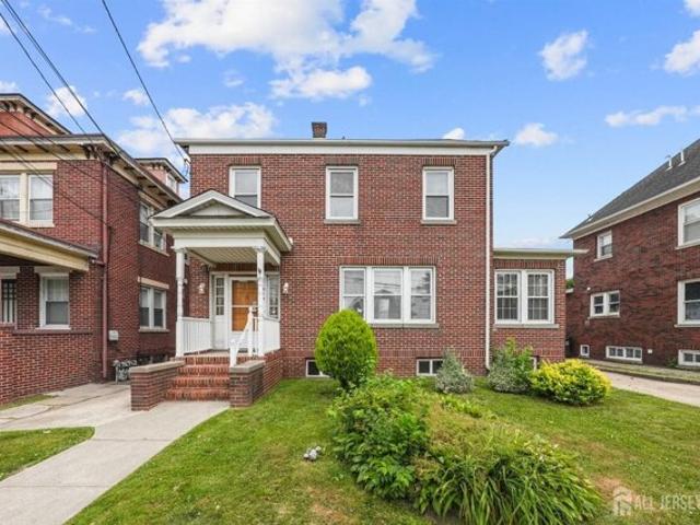House for sale in Avenel, New Jersey