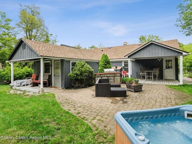 House for sale in East Jewett, New York