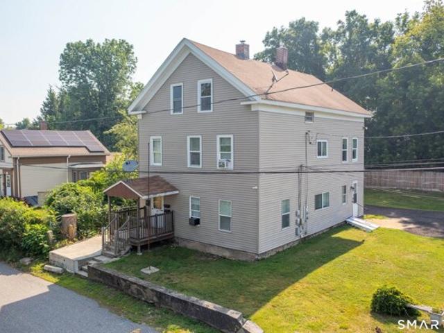 House for sale in Putnam, Connecticut