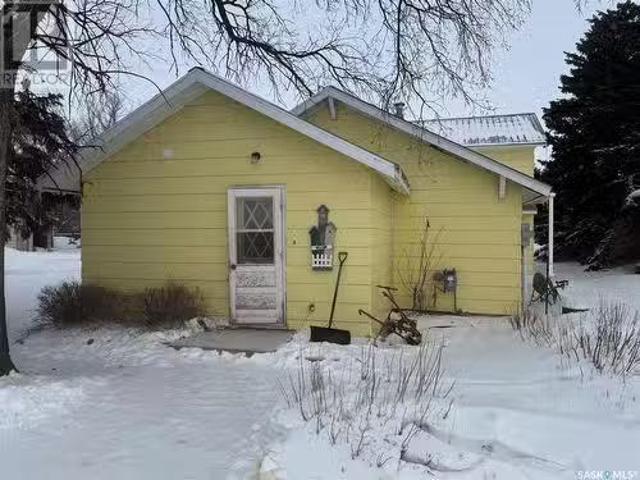 House for sale in Surprise Valley, Saskatchewan