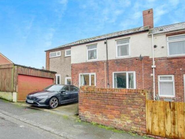 House for sale in Stanley