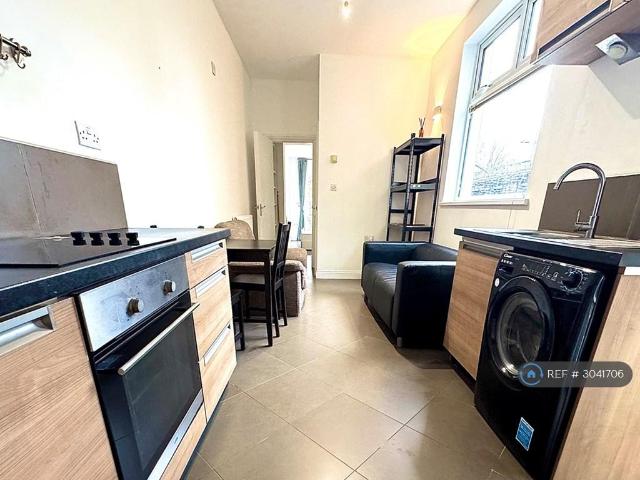 Apartment for rent in Plasnewydd, Cardiff